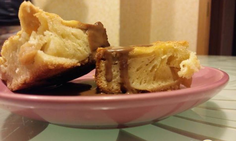 Рецепт шарлотки под шоколадным фондю