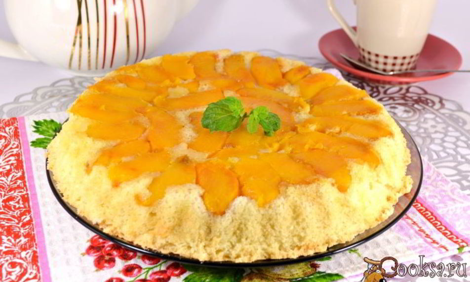 Рецепт шарлотки с персиками