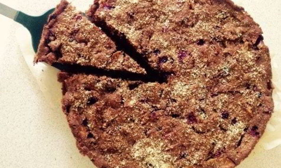 Рецепт шарлотки с шоколадной ноткой