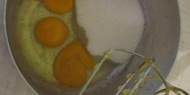 шарлотка с яблоками и грушами