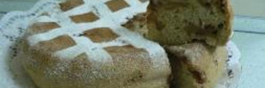 Шарлотка с яблоками и корицей