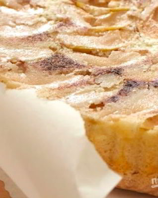 Шарлотка с яблоками в духовке