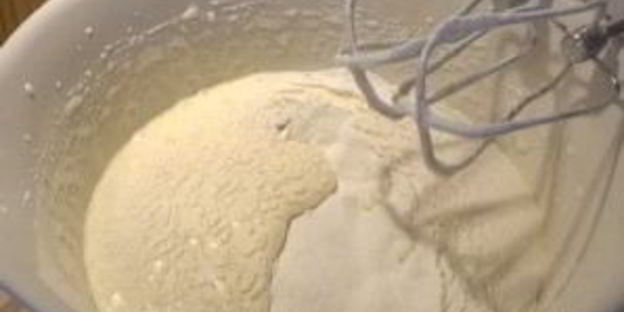 яблочная шарлотка