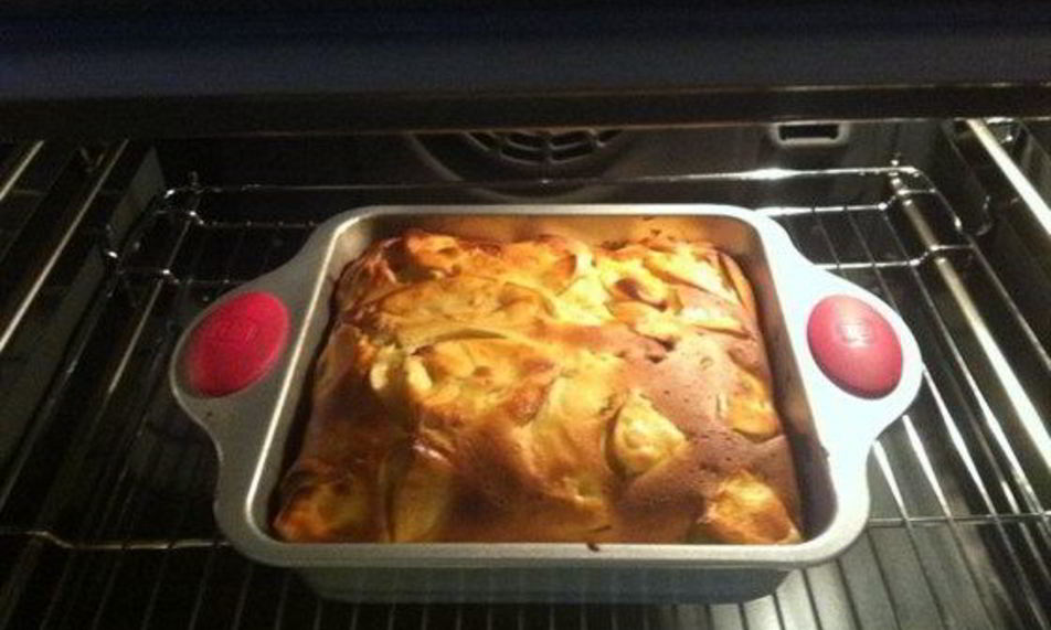 Рецепт яблочно-грушевой шарлотка