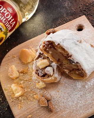 Ароматный яблочный штрудель