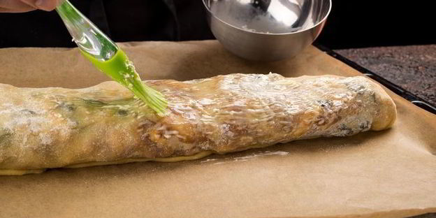 ароматный яблочный штрудель