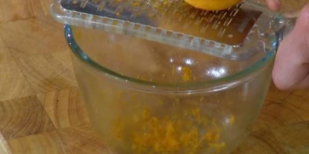 быстрый штрудель с финиками и орехами