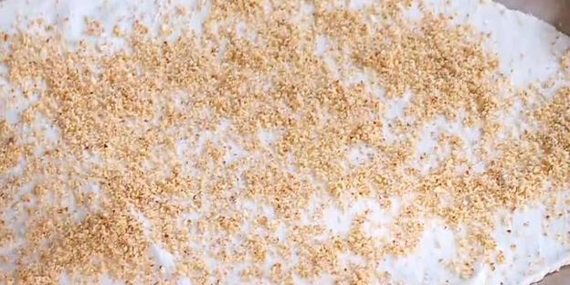 быстрый штрудель с финиками и орехами