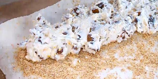 быстрый штрудель с финиками и орехами