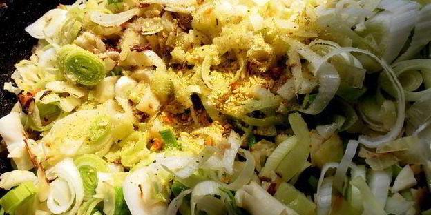 хрустящий постный штрудель с ароматной полезной начинкой