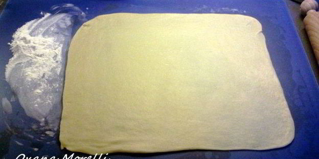 клубничный штрудель с рикоттой