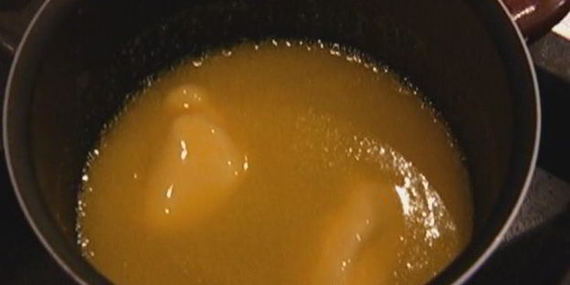 легкий штрудель с вишней и миндалем