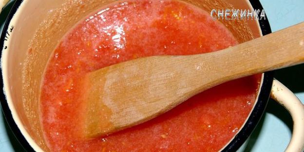 рисовый штрудель с томатно-яблочным джемом