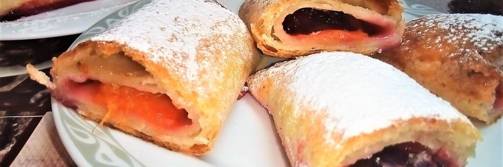 Штрудель абрикосовый из творожного теста