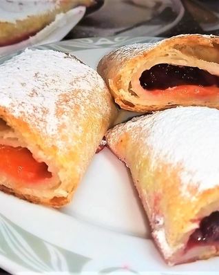 Штрудель абрикосовый из творожного теста