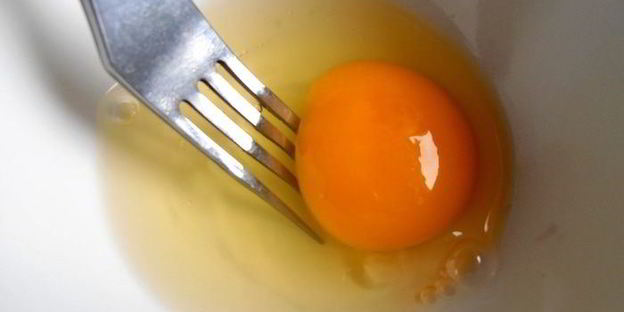 штрудель из ревеня и изюма