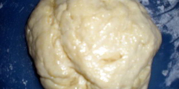 штрудель с ботвой