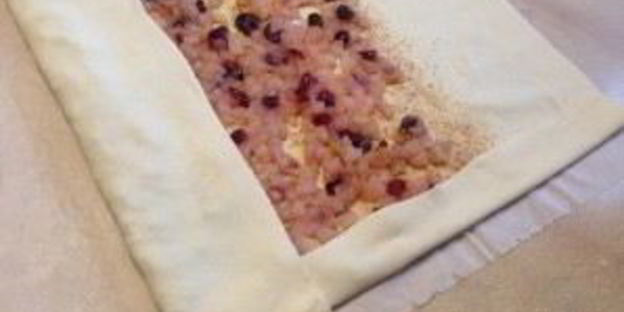 штрудель с грушей и яблоком