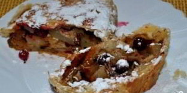 штрудель с грушей