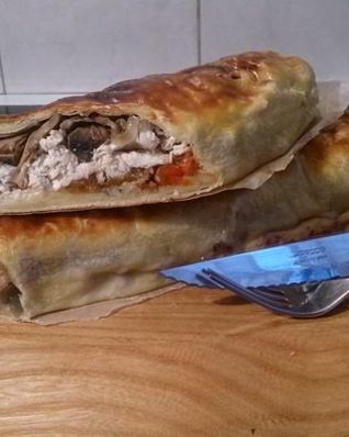 Штрудель с курицей