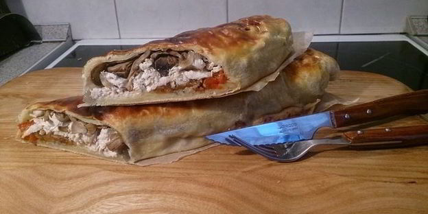 штрудель с курицей