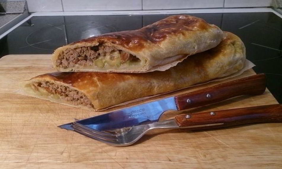 Рецепт штруделя с мясом