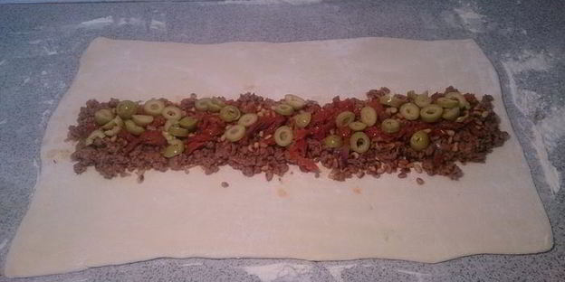 штрудель с мясом