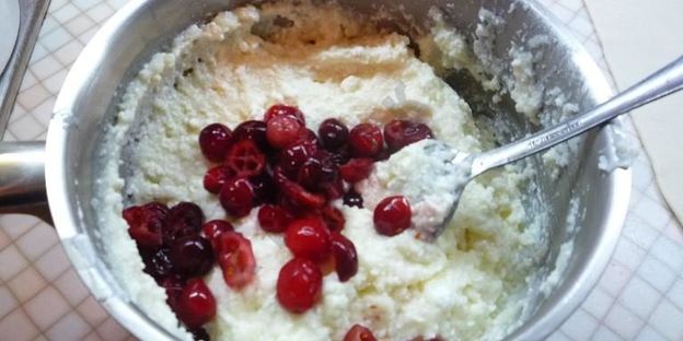 штрудель с творожной начинкой из слоеного теста