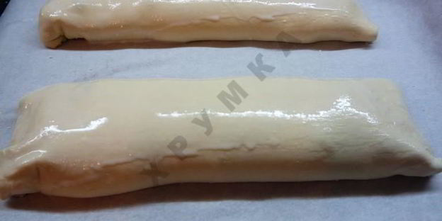 штрудель с творожной начинкой из слоеного теста