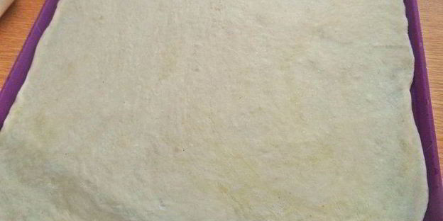 штрудель с яблоками и голубикой