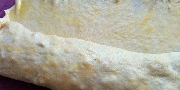 штрудель с яблоками и голубикой