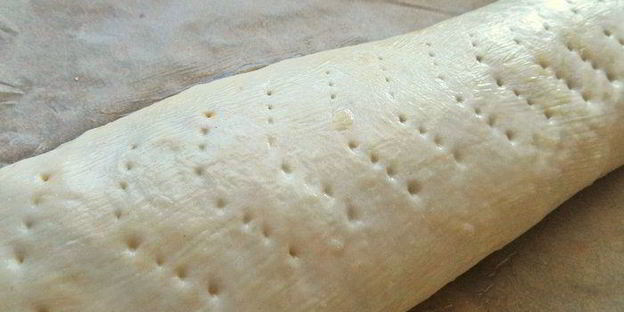 штрудель с яблоками и голубикой