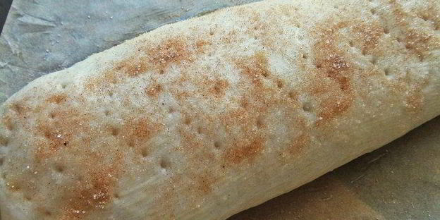 штрудель с яблоками и голубикой