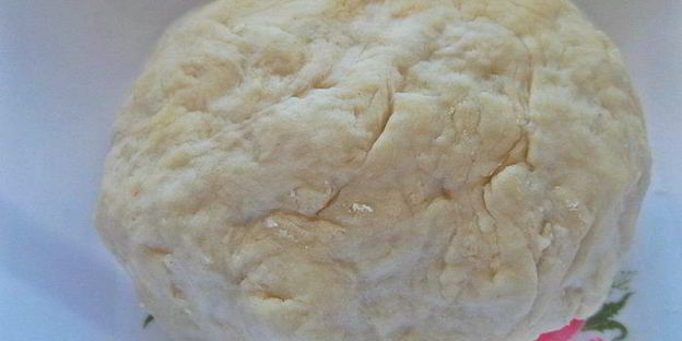 штрудель с яблоками и голубикой