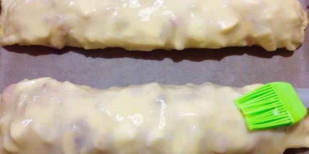 штрудель с яблоками и вишней