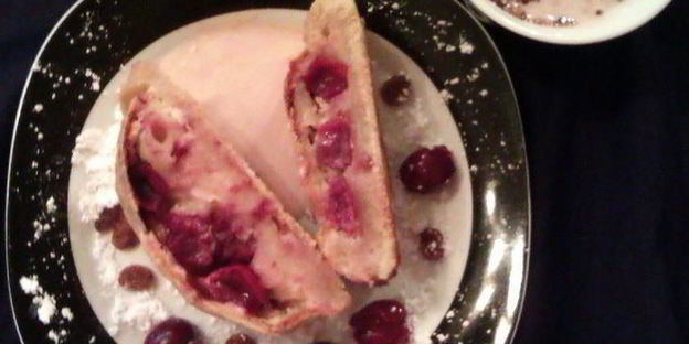 штрудель снежная вишня