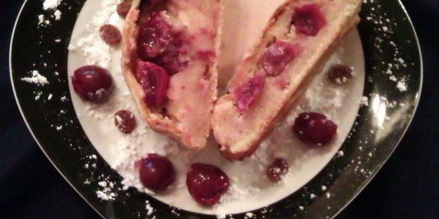 штрудель снежная вишня