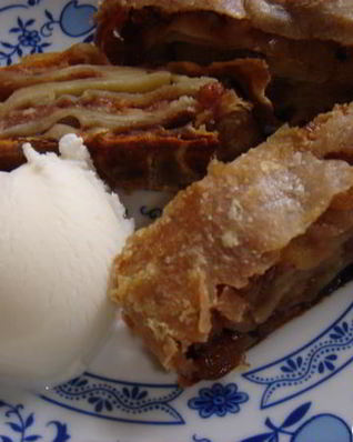 Тесто Фило и яблочный штрудель из него