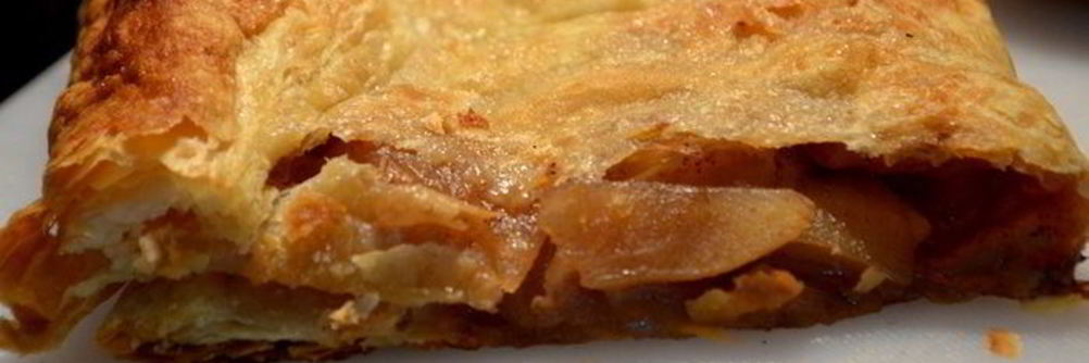 Яблочный штрудель с корицей