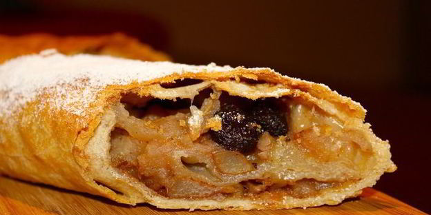 яблочный штрудель