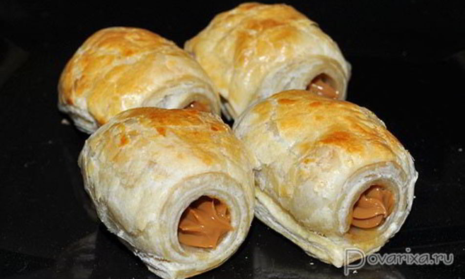 Рецепт слоеных трубочек с вареной сгущенкой