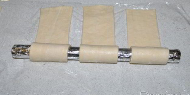 слоеные трубочки с вареной сгущенкой