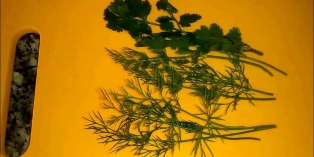 слойки с картофелем и грибами из слоеного теста