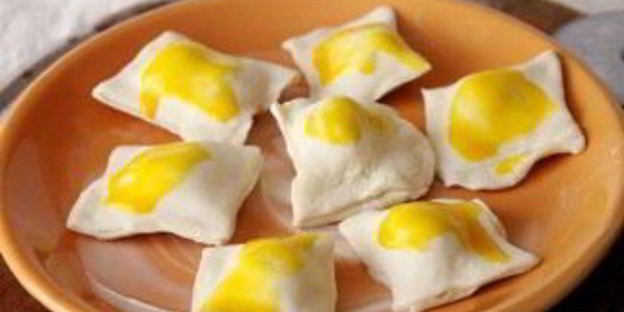 слойки с малиной