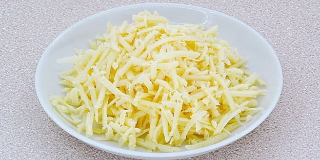 слойки с сосисками