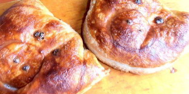 слойки с творогом румяные хрюши