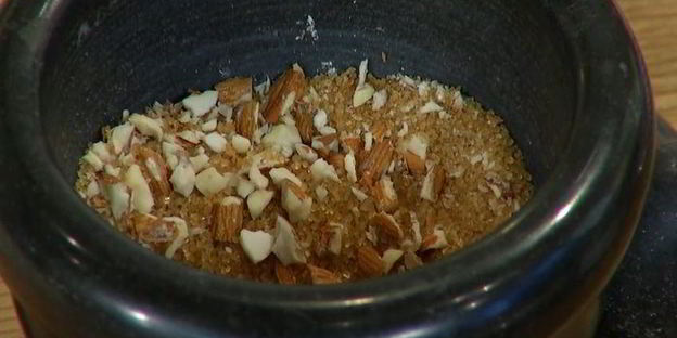 слойки с вишней и белым шоколадом