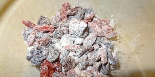 сырники по-восточному с ягодами годжи и корицей