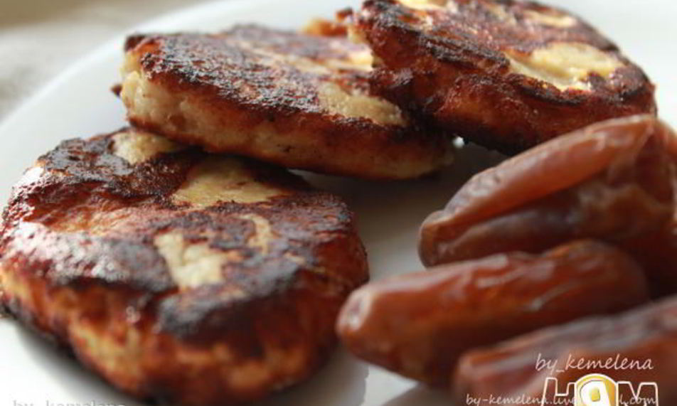 Рецепт сырников с финиками