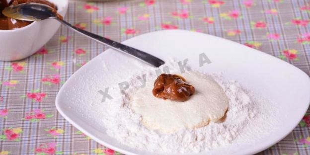 сырники с кокосовой стружкой и сгущенным молоком